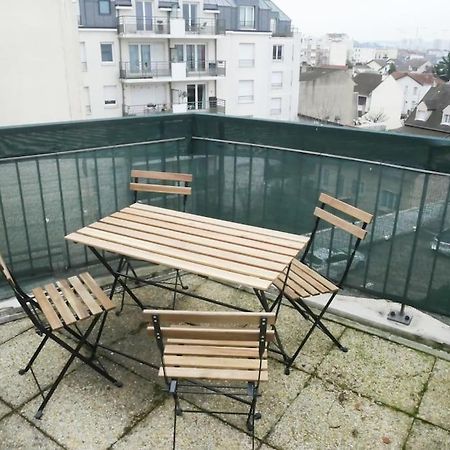 Drancy : 4 Pieces En Centre Ville + Parking ภายนอก รูปภาพ