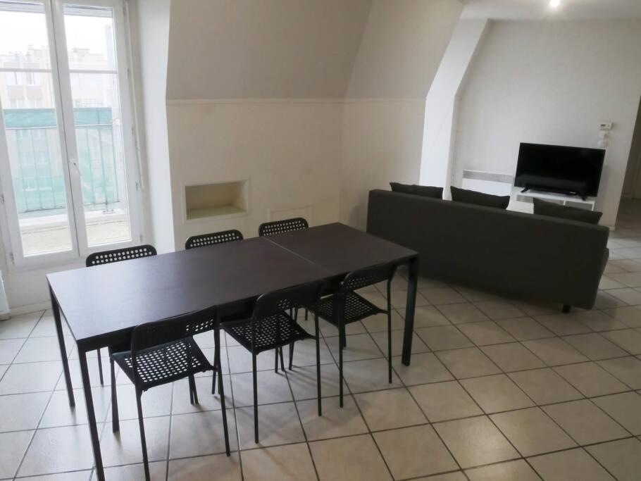Drancy : 4 Pieces En Centre Ville + Parking ภายนอก รูปภาพ